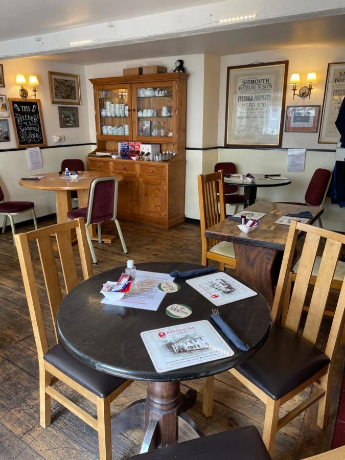 Red Lion Inn Sidbury Екстер'єр фото